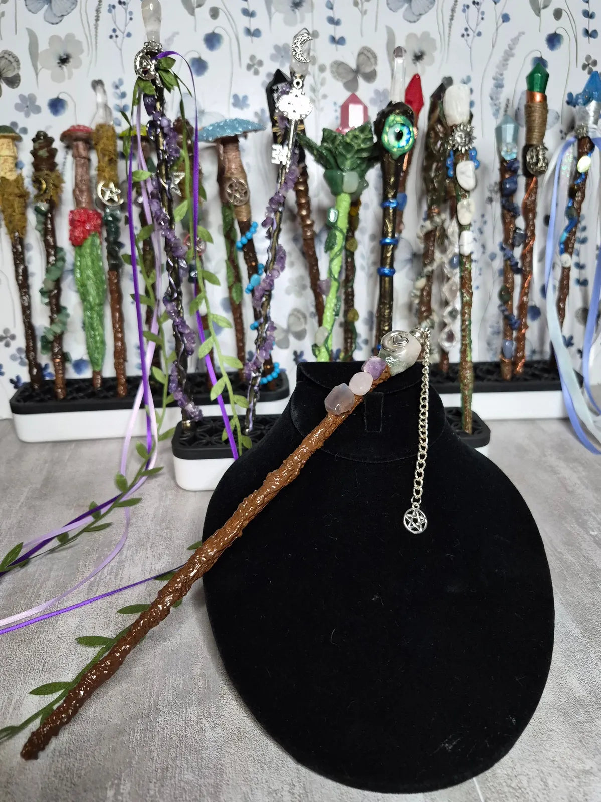 MW14, Magical Collection, Wand, Fluorite, Amethyst, Rose Quartz Magic Wand Approx 10", Cosplay, Ren fest. Witch, Warlock, Harry Potter Party