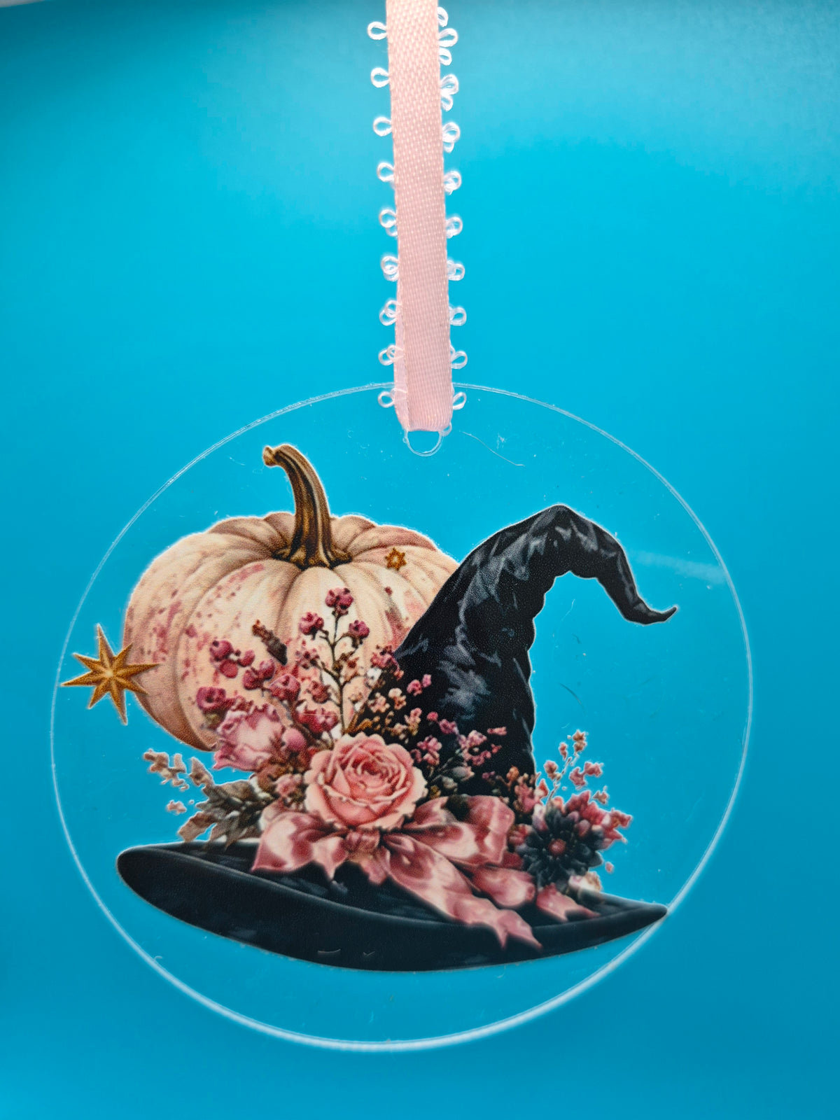 HO19, Halloween Ornament, The Blushing Witch